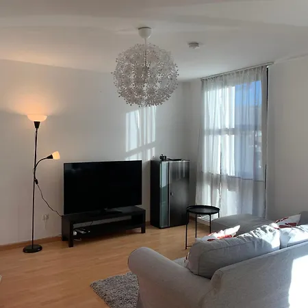Comfort Messe 2 With Kitchen, Balcony, Parking And Elevator